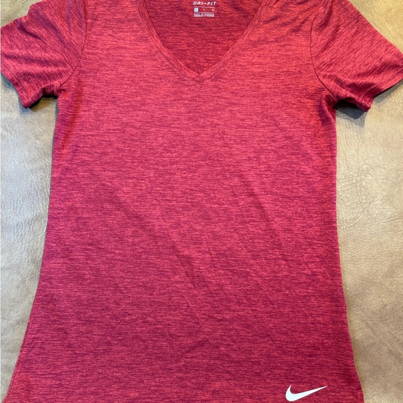 Nike Women's Heathered Red V-Neck Tee - Picture 1 of 3